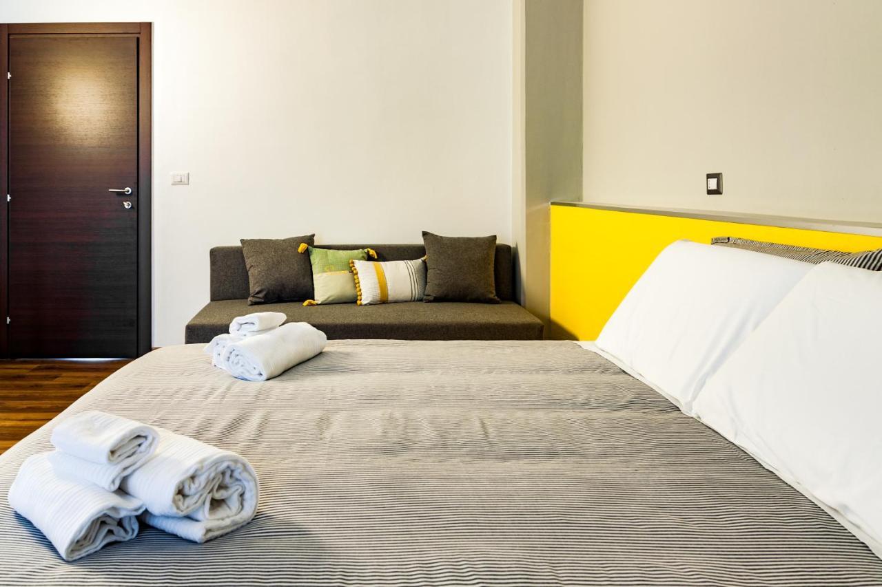 Bed & Breakfast Travel Station